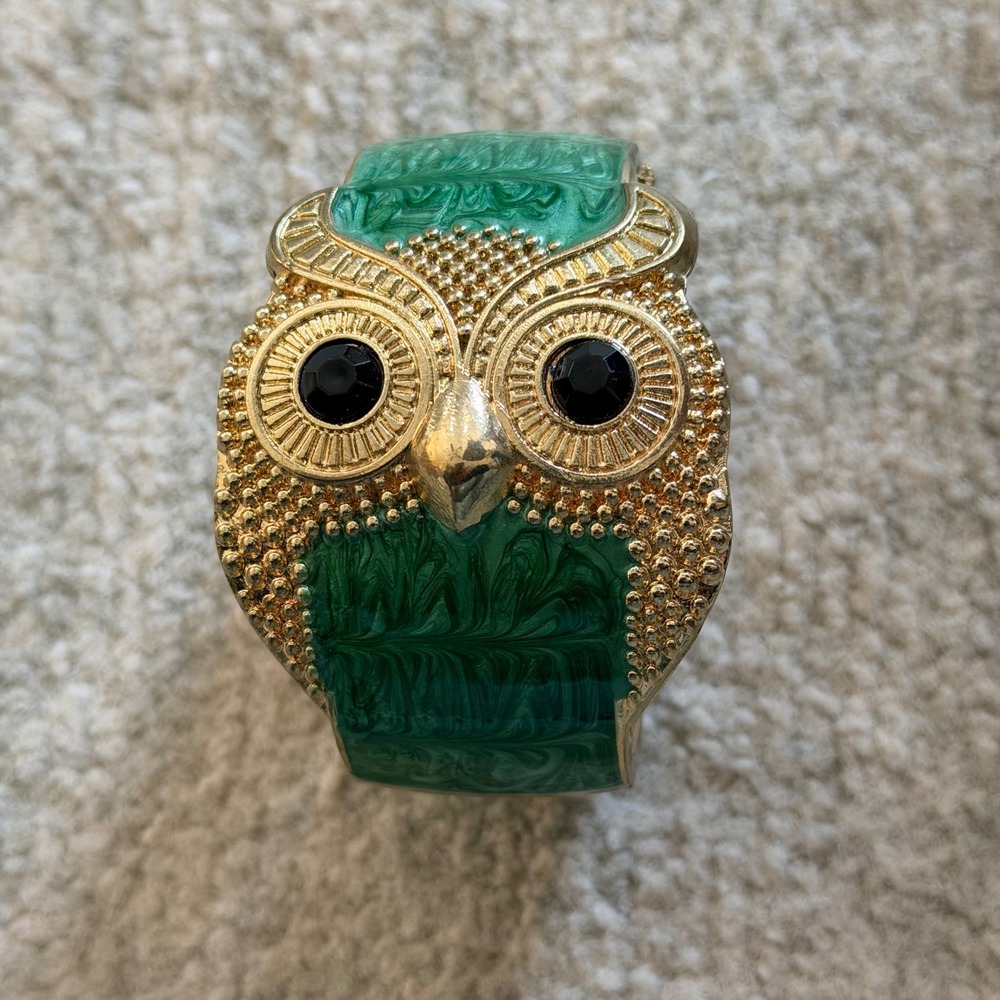 Green Enamel Owl Hinged Bangle Bracelet Gold Tone Black Eyes Statement Jewelry